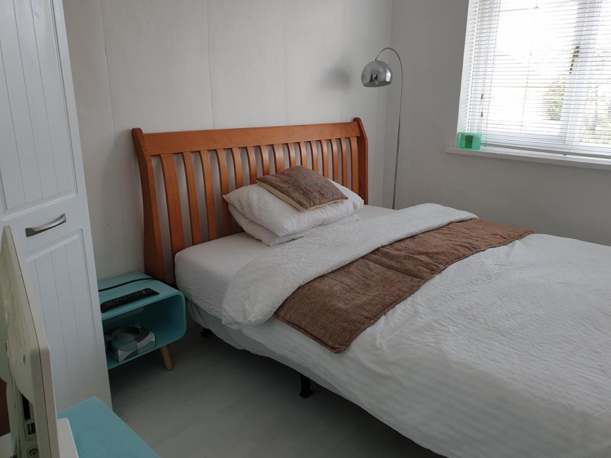 Tropical Garden Oasis Rooms Birmingham Bagian luar foto