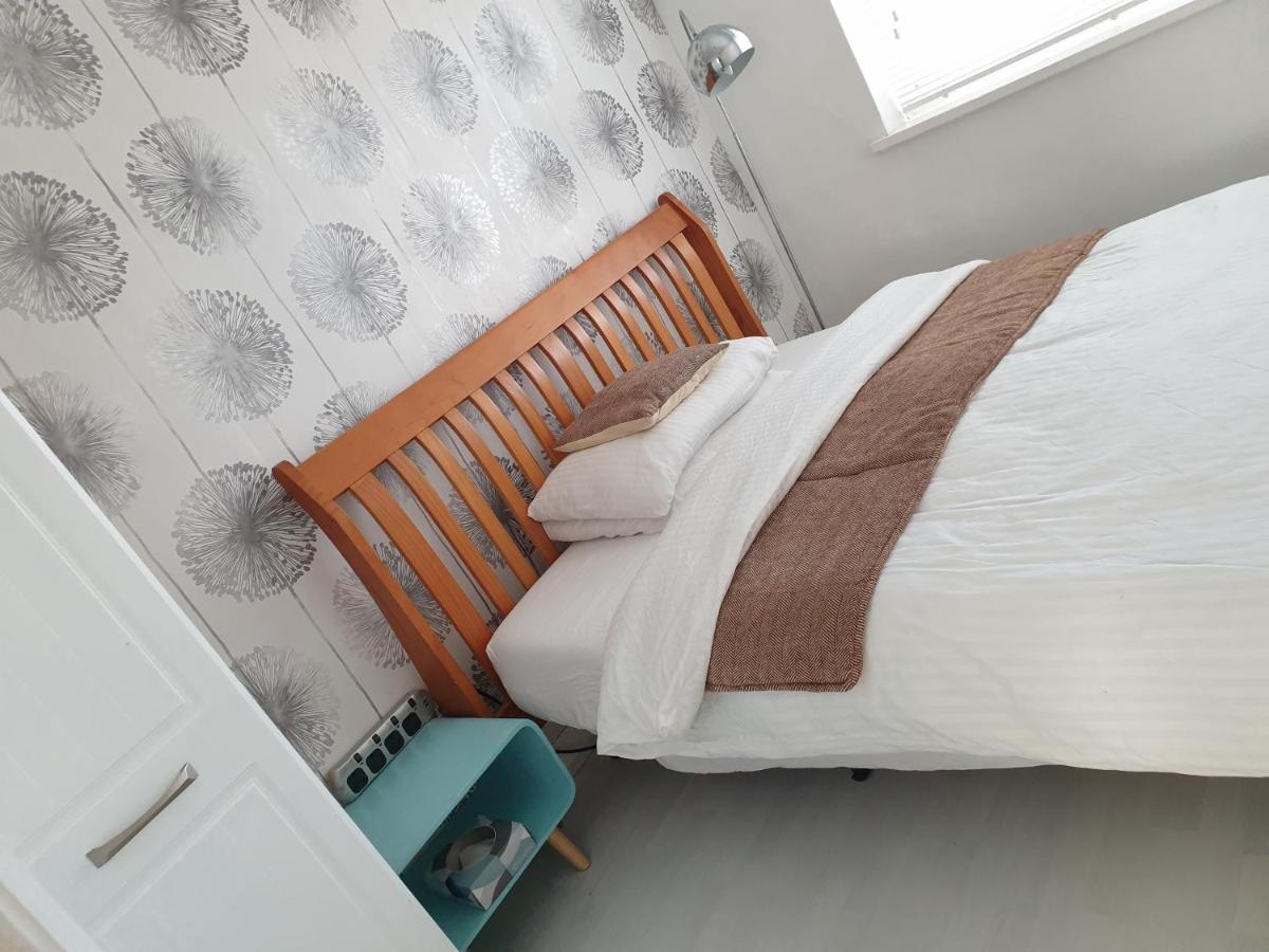 Tropical Garden Oasis Rooms Birmingham Bagian luar foto